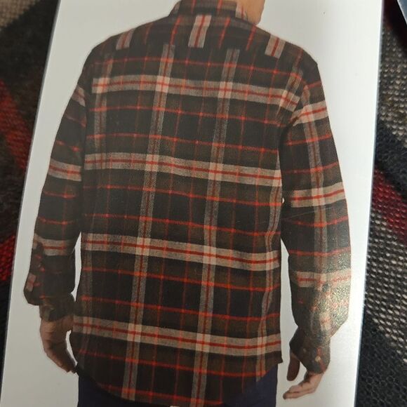 Pendleton Woolen Mills Men's  Flannel Shirt Medium NWT - Picture 6 of 16